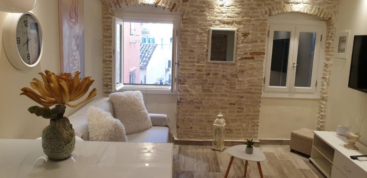 The Well Apartment Corfu  Exterior photo